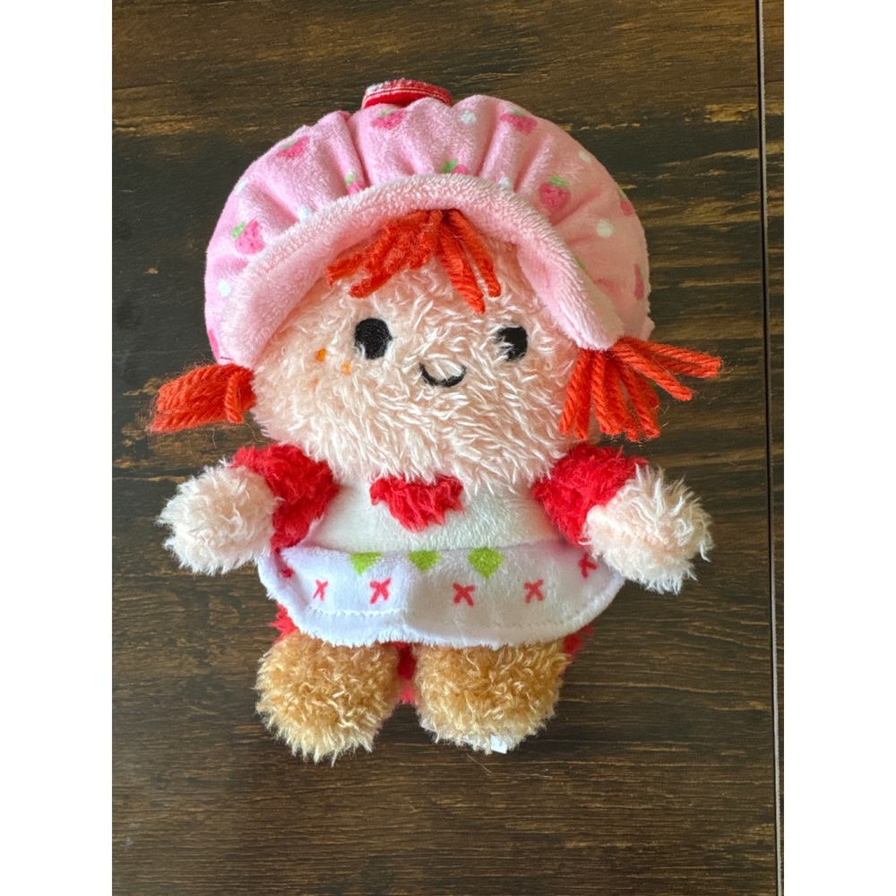 Strawberry Shortcake Mini Plush Doll WildBrain Pink Hat Red Dress 5.5 Inch